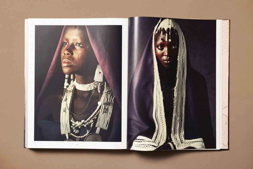 Photo- Jimmy Nelson- Before They Pass Away - Maasai