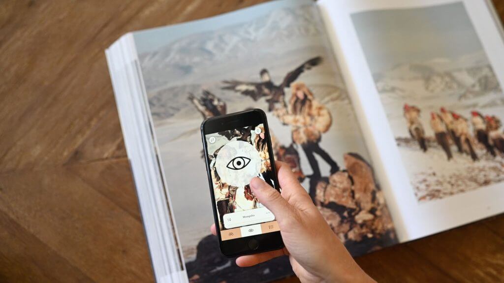 Jimmy Nelson App- Scanning Photo