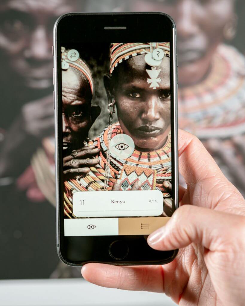 Jimmy Nelson App- Scanning Photo