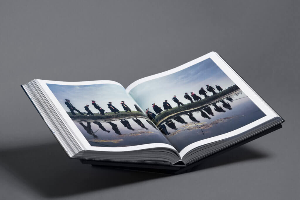 Book- Between The Sea And The Sky- Jimmy Nelson