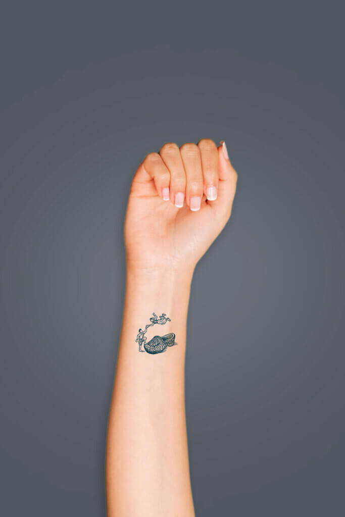 Tattoo-Between the Sea and-the Sky- Jimmy Nelson