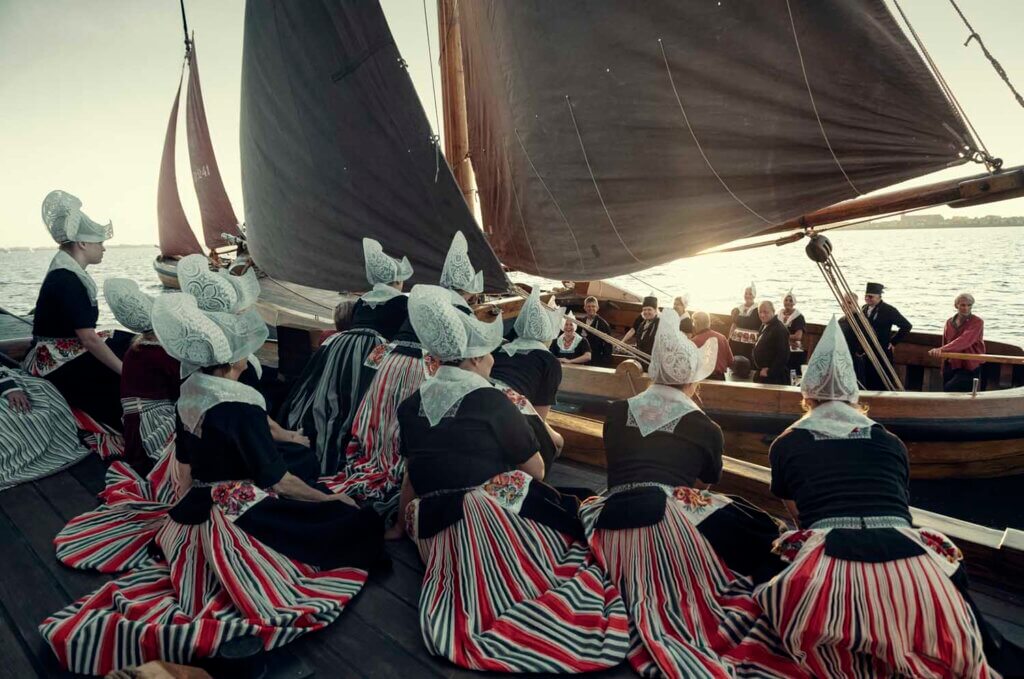 Photo - Jimmy Nelson- Volendam- The Netherlands - Between the Sea and the Sky